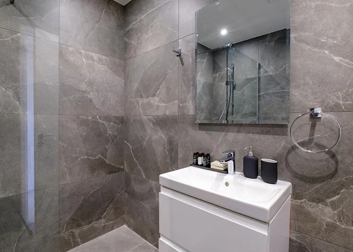 Edge By Nomads * パ フォス