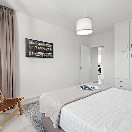 Apartment Edge By Nomads