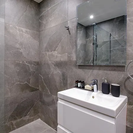 Edge By Nomads * Pafos